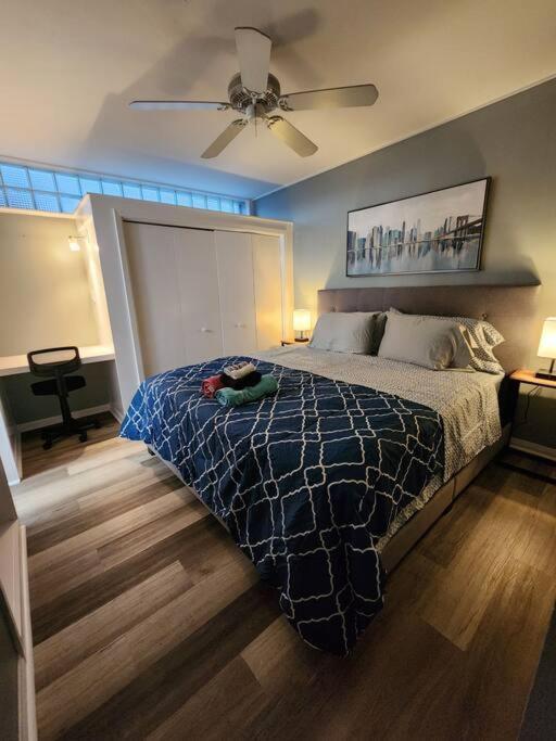 Blue Shark *W7* @ Montrose 1Br Private King Loft Lägenhet Houston Exteriör bild